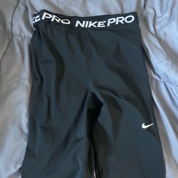 black nike pro leggings size M - Picture 3 of 3